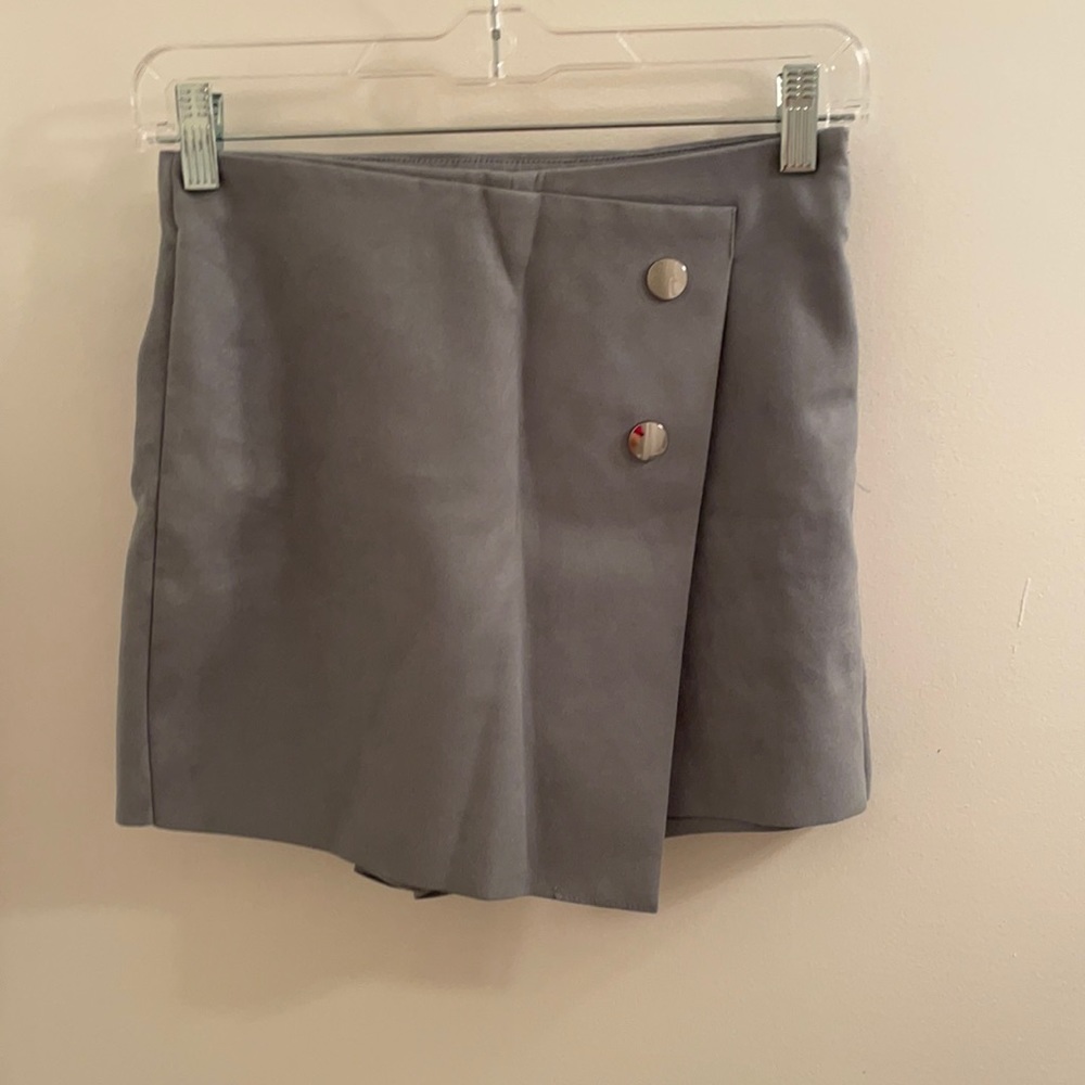 Zara suede skort
